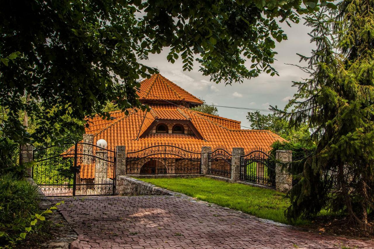 Exclusive House Legacy Villa สเมเดเรโว ภายนอก รูปภาพ